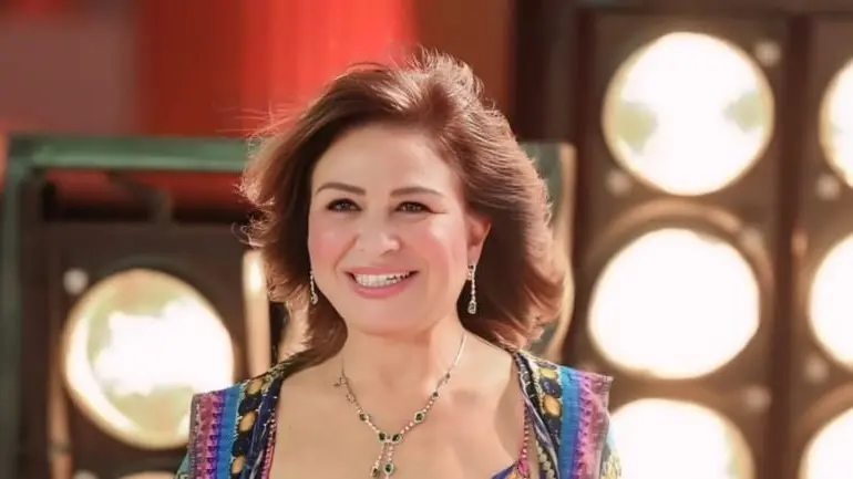 سبب مقزز.. إلهام شاهين تكشف سر ضحكها أثناء حديث لبلبة