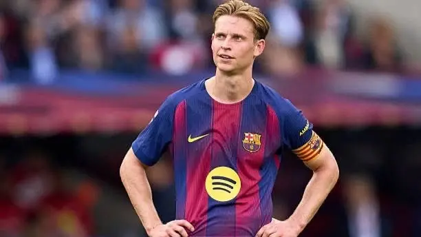 برشلونة يتعامل مع غياب دي يونغ.. فليك يجهز البديل المناسب