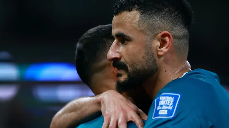 فيديو - أيمن حسين يستذكر وعدًا قديمًا ببلوغ المونديال.. وطلب خاص من رئيس الوزراء العراقي