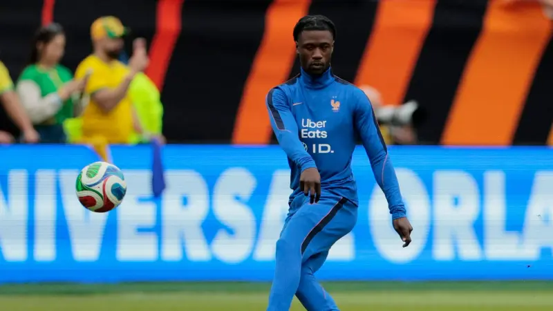 كامافينغا يحسم موقفه من الرحيل عن ريال مدريد