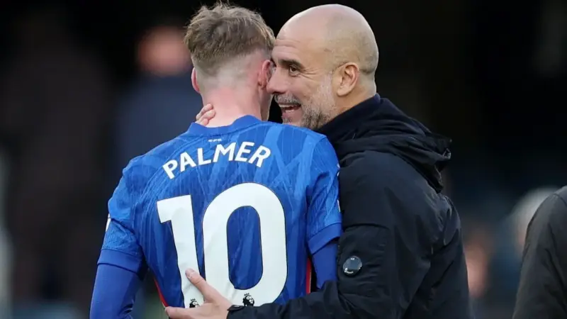 بالمر يحسم الجدل وينهي الشائعات حول عودته لمانشستر