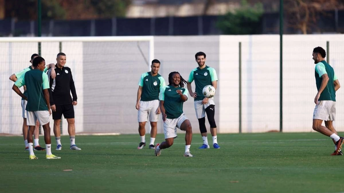 تشكيلة الجزائر اليوم أمام السودان.. الخضر بصفوف مكتملة 