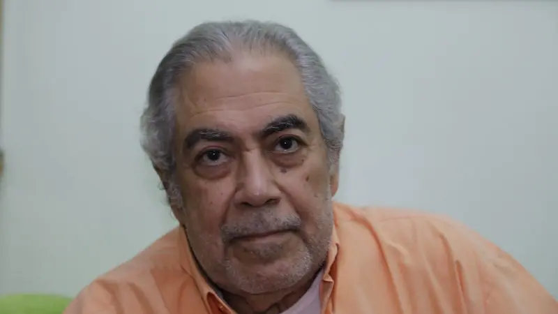 الحالة الصحية للفنان صبري عبد المنعم.. محمود حميدة يطمئن على صحته