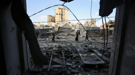 related_news_inside_blogsقتيل وجرحى في قصف إسرائيلي شمال غزة بعد أوامر إخلاء ليلية