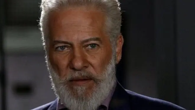 بعد بتر ساقه.. من هو الفنان اللبناني فادي إبراهيم؟