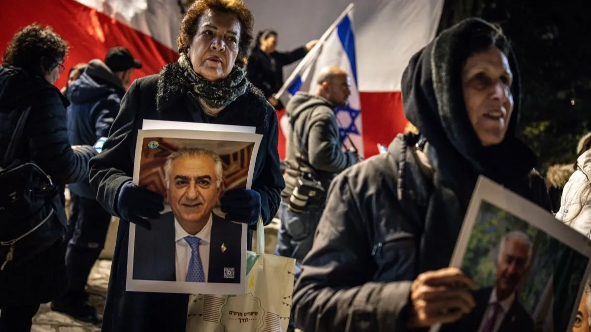 الاعتراف بإسرائيل ضمن مخططات بهلوي بعد "إسقاط النظام" في إيران 