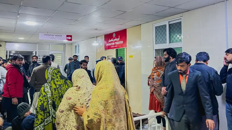 "داعش" يتبنى الهجوم على مسجد في باكستان