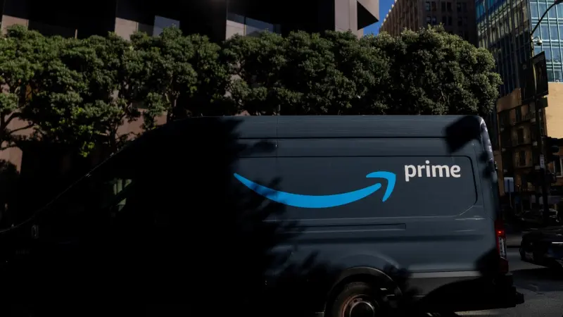 للرهان على الذكاء الاصطناعي.. أمازون تتخلى عن 16 ألف وظيفة