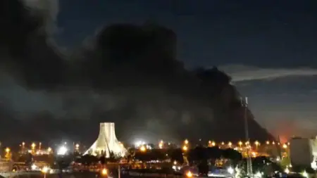 related_news_inside_blogsشاهد.. قصف يدمر كنيسا يهوديا وسط طهران