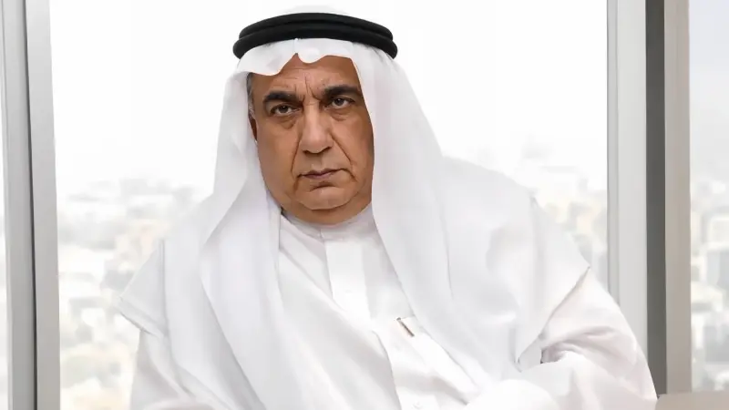 ما سبب سحب الجنسية الكويتية من الملياردير محمود حاجي حيدر؟