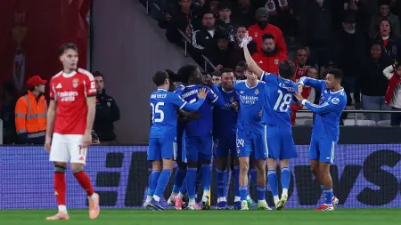 related_news_inside_blogsدوري أبطال أوروبا - ريال مدريد يهزم بنفيكا ويضع قدما في دور الـ16