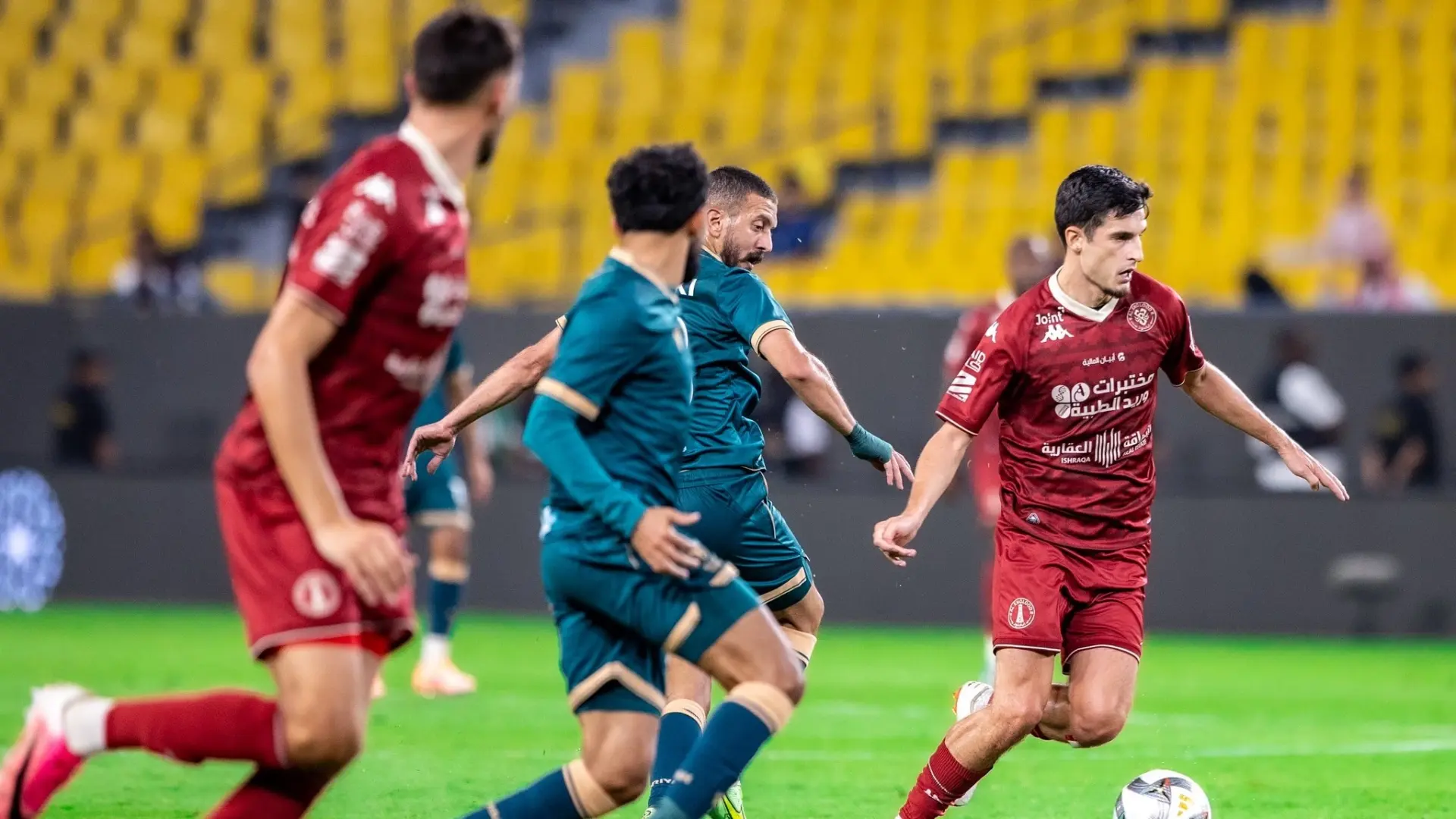 أمسية الأربعاء شهدت تعادلين في الدوري السعودي (إكس) أمسية الأربعاء شهدت تعادلين في الدوري السعودي (إكس)