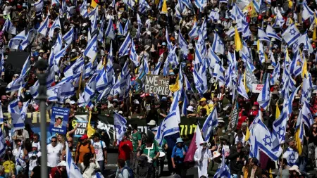 related_news_inside_blogsبعد تحالف منافسي نتانياهو.. كيف ستتغير سياسة إسرائيل؟