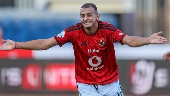 الأهلي يضيف 3 نفاط جديدة في الدوري المصري (إكس) الأهلي يضيف 3 نفاط جديدة في الدوري المصري (إكس)