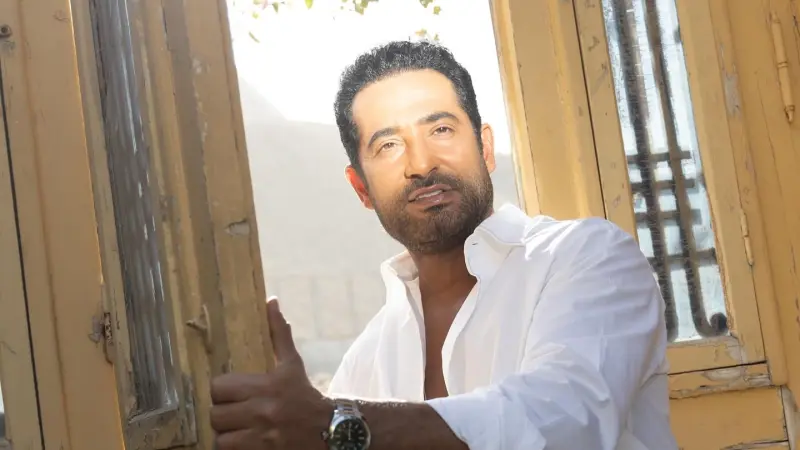 بعد تجربة مسلسل "إفراج".. هذه حقيقة اعتزال الفنان عمرو سعد