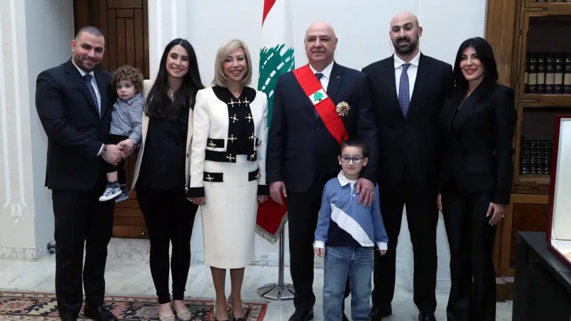 صور - بعد صمت دام أكثر من سنتين.. حساب الرئاسة اللبنانية "يغرّد" من جديد