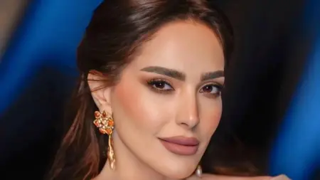 related_news_inside_blogsمن أهرامات الجيزة إلى قصر عابدين.. عبير نعمة تواصل تألقها في مصر