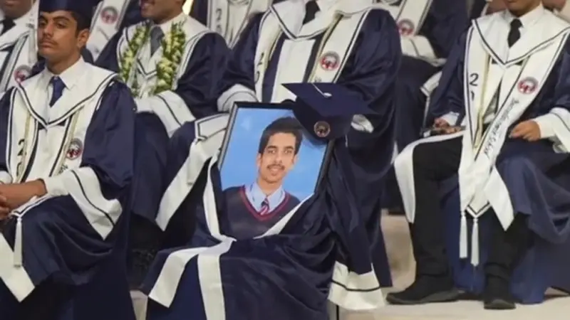 فيديو - دموع ولحظات مؤثرة في حفل تخرج طالب كويتي توفي قبل أيام