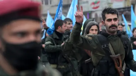 فيديو - مسؤول في "قسد": دمج قواتنا بالجيش السوري ليس استسلاما