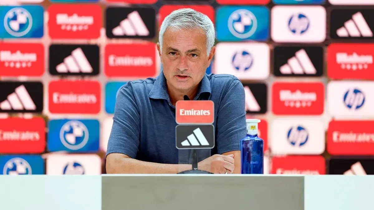 مورينيو يأكد سعادته بأداء لاعبي ريال مدريد (إكس) مورينيو يأكد سعادته بأداء لاعبي ريال مدريد (إكس)