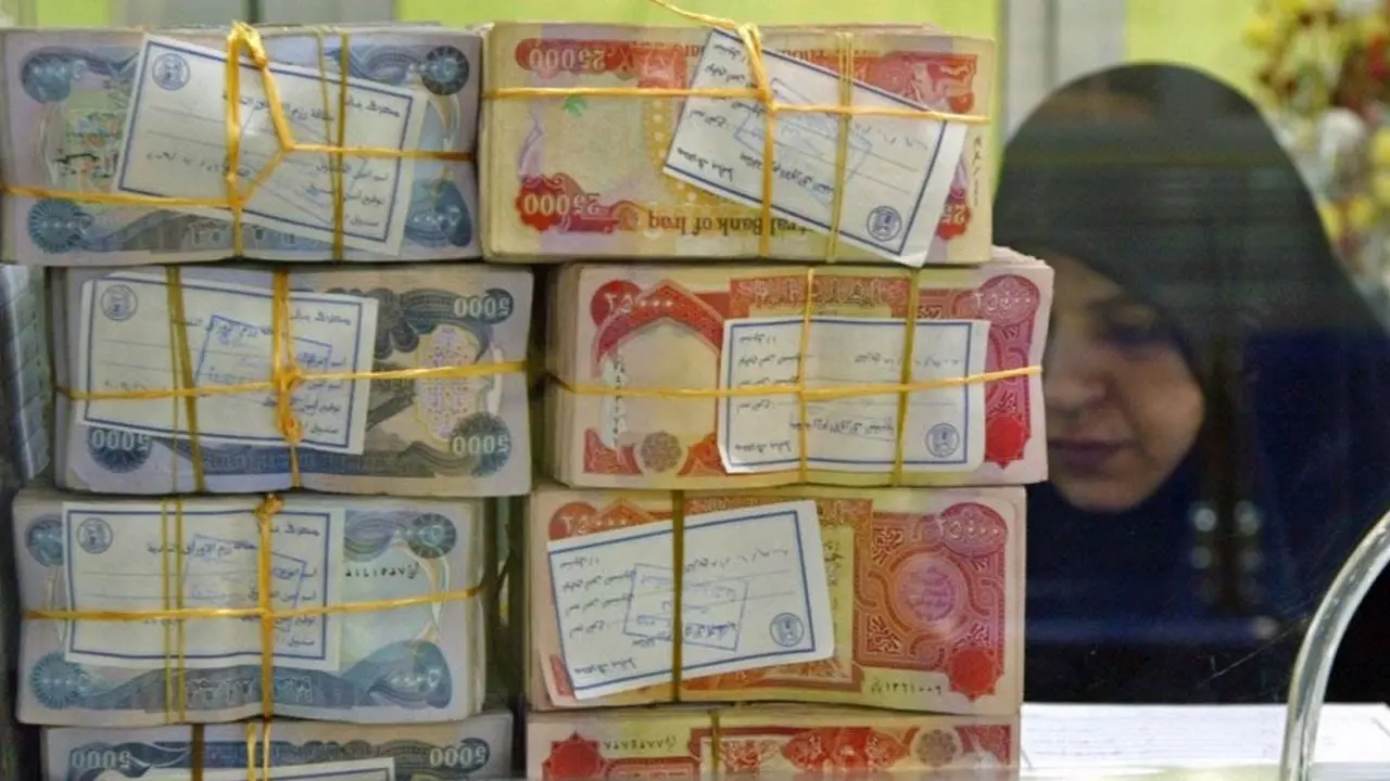 ارتفاع محدود في الدولار بالسوق غير الرسمية بالعراق وترقب فتح هرمز (إكس) ارتفاع محدود في الدولار بالسوق غير الرسمية بالعراق وترقب فتح هرمز (إكس)