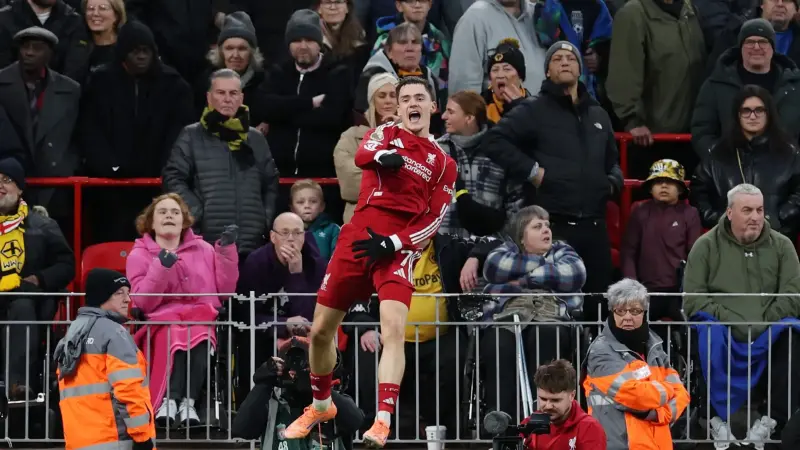 فيرتز وليفربول: بداية بطيئة أم تأسيس لنجم كبير؟