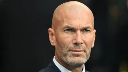 زيدان يغلق باب العودة إلى ريال مدريد ويكشف سر رفضه لولاية ثالثة في "البرنابيو"