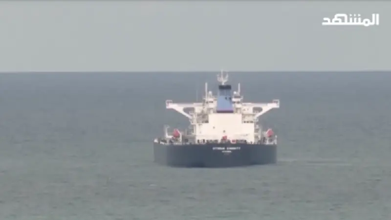 فيديو - مضيق هرمز.. شريان على حافة الخطر