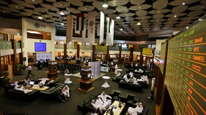 بورصتا الإمارات ترتفعان بدعم النفط والعقار.. ودبي في أعلى مستوى منذ 17 عامًا