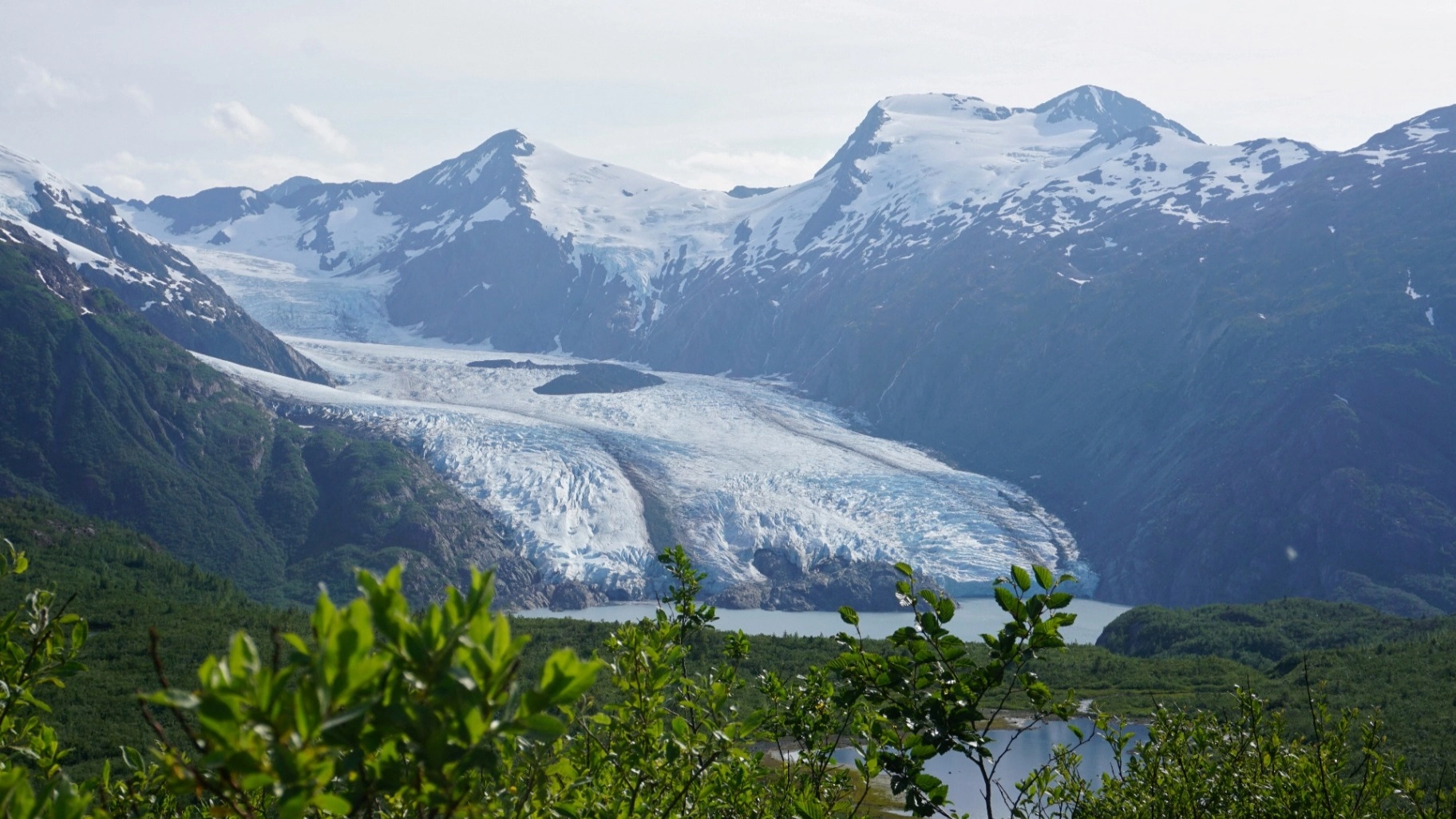 بقوة 7 درجات.. زلزال قوي يهز الحدود بين ألاسكا وكندا 