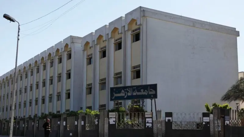 الأزهر يكشف لـ"المشهد" تفاصيل أزمة تعريب الطب في مصر