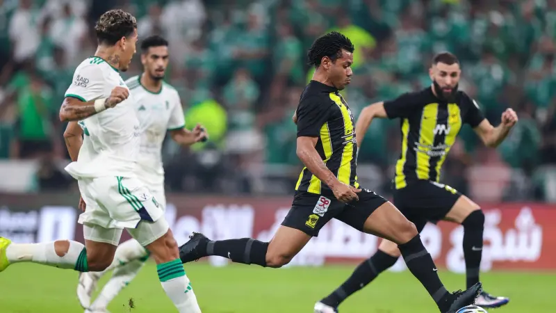 الأهلي يحسم ديربي جدة لصالحه بعد الفوز على الاتحاد