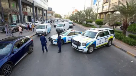 الكويت تضبط شبكة دولية لـ "ممارسة الأعمال المنافية للآداب"