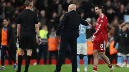 related_news_inside_blogsبالأرقام.. كيف تسببت الأهداف المتأخرة في إفساد موسم ليفربول؟