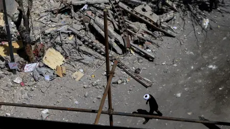 related_news_inside_blogsتقرير: إيران تنزف.. اقتصاد منهار وصراع داخلي يكشف فقدان السيطرة