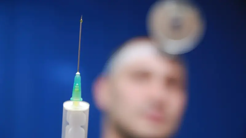 "حُقنة هتلر" تُثير الجدل في مصر.. هل تؤدي إلى الوفاة؟