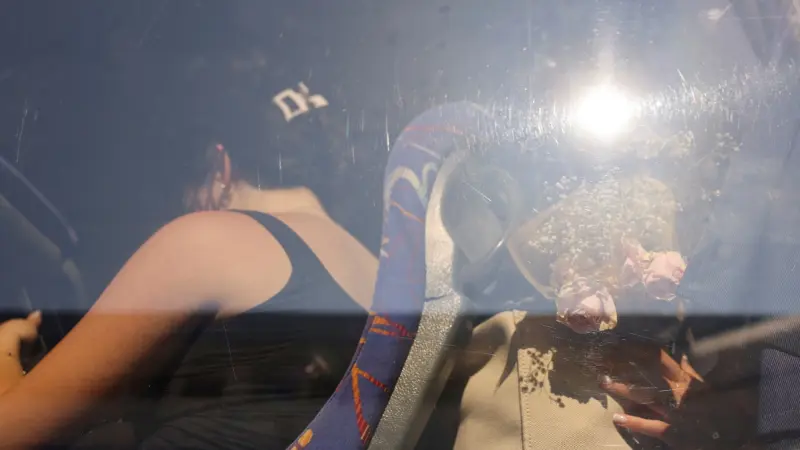 الدول تسابق الزمن لإخراج مواطنيها من إيران