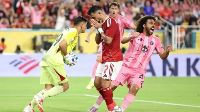 رغم الاعتذار.. الأهلي يضاعف عقوبة تريزيغيه قبل مواجهة بالميراس