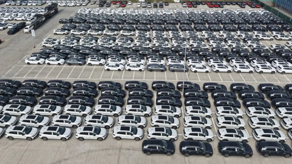 تراجع تسجيلات السيارات الجديدة في فرنسا 5.8% 