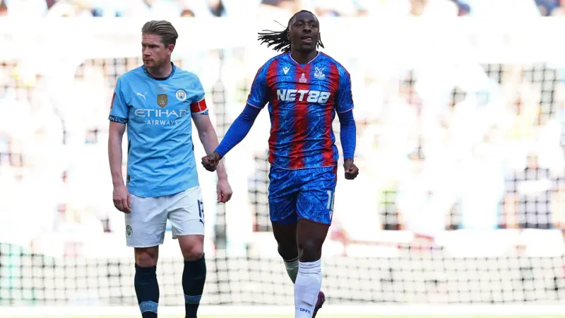 كريستال بالاس يتوج بلقب كأس الاتحاد الإنجليزي للمرة الأولى في تاريخه