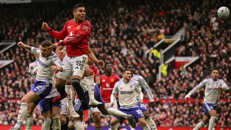 القنوات الناقلة لمباراة مانشستر يونايتد ضد بورنموث اليوم في الدوري الإنجليزي مع الموعد والتشكيلة