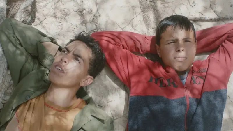 فيلم "الذراري الحمر" يفوز بـ"التانيت الذهبي" لأيام قرطاج السينمائية