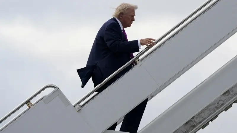 فيديو - مجمع عسكري تحت قاعة رقص.. ترامب يُثير الجدل بمشروع جديد