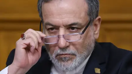 related_news_inside_blogsعراقجي من إسطنبول: تصنيف الحرس الثوري منظمة إرهابية خطأ