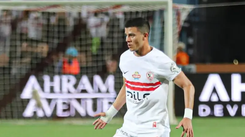 فيديو - بكاء محمد شحاتة ومواساة جون إدوارد تثير تفاعلًا بعد فوز الزمالك بالدوري المصري