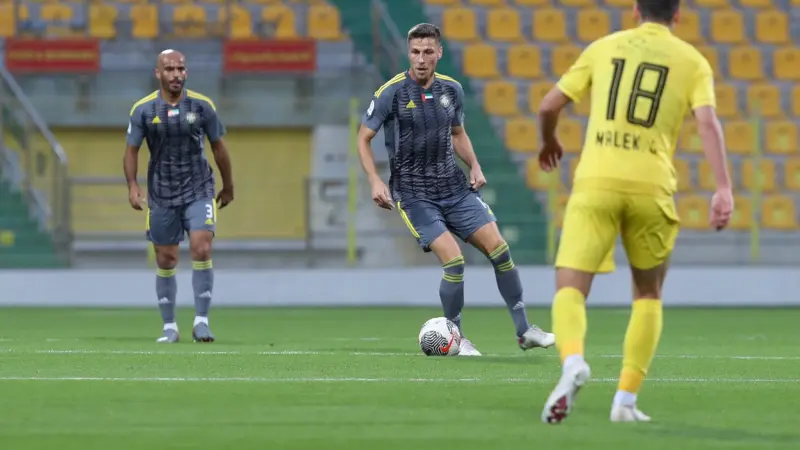 القنوات الناقلة وموعد مباراة العين واتحاد كلباء اليوم.. قمّة مثيرة تعيد الحياة إلى الملاعب الإماراتية