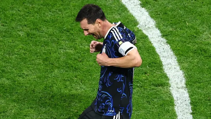 كأس العالم 2026 - ميسي يعادل إنجاز البرازيلي كافو التاريخي ويبلغ النهائي الـ3