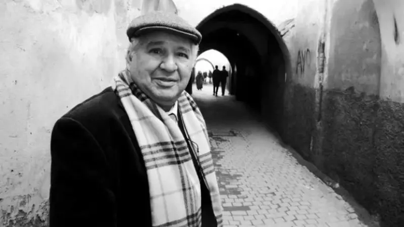 رحيل عبد الغني أبو العزم.. شيخ المعجميين المغاربة عن 84 عامًا