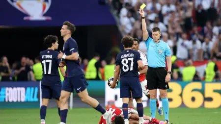 related_news_inside_blogsكأس العالم 2026 - صلاحيات جديدة للحكام لمنع إهدار الوقت
