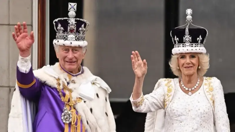 بعد تتويج شارلز الثالث.. ما هي صلاحيات الملك؟